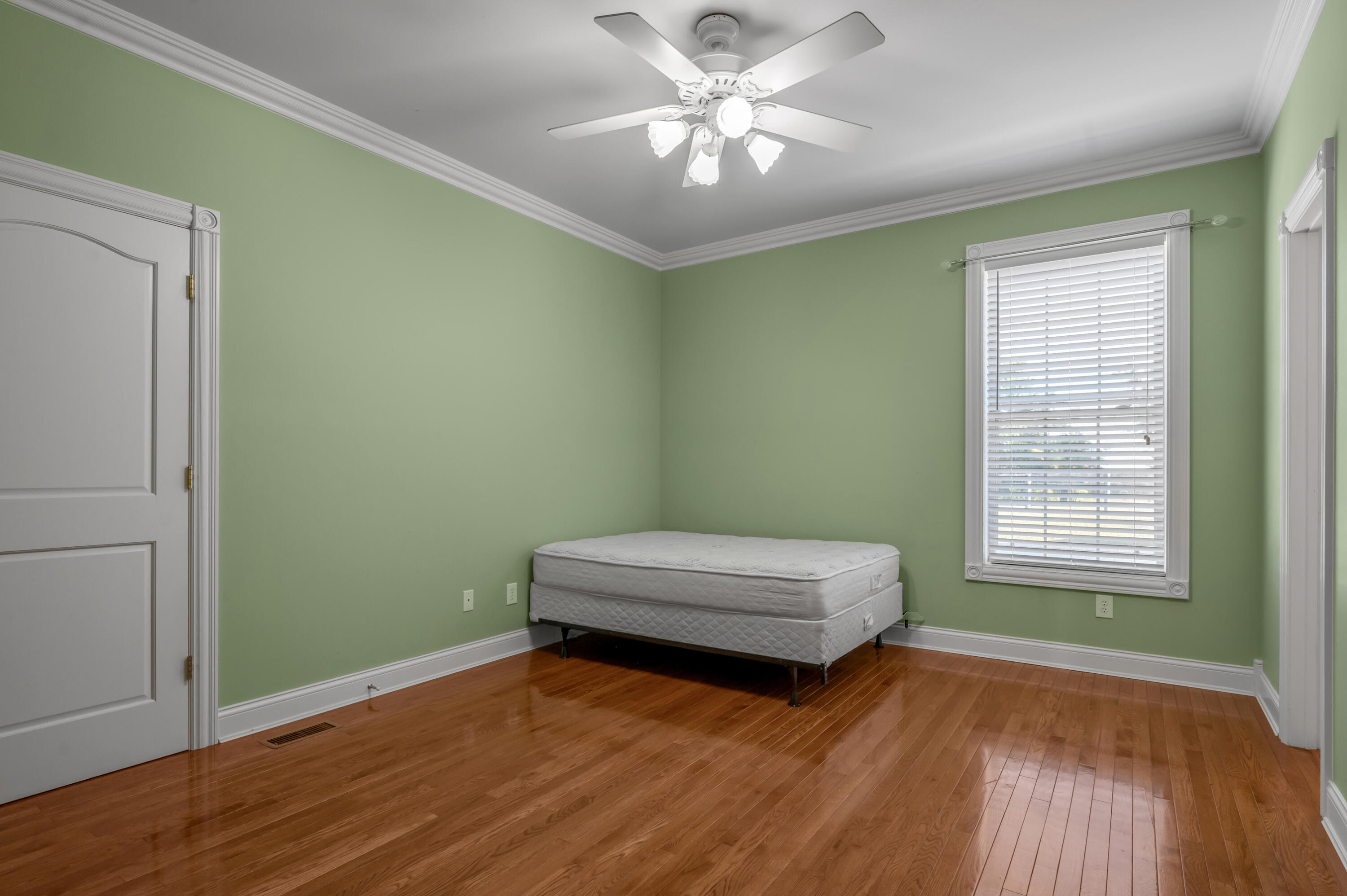 1701 Gay Evans Road Winchester, KY 40391 - Photo 38 of 88 Guest Bed