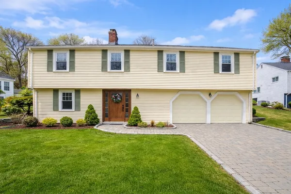 $1,059,000 | 38 Cranmore Lane, Melrose, MA 02176