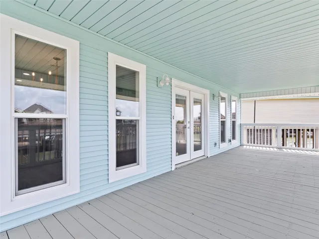 $2,900 | 1322 Oahu Drive, Tiki Island, TX 77554