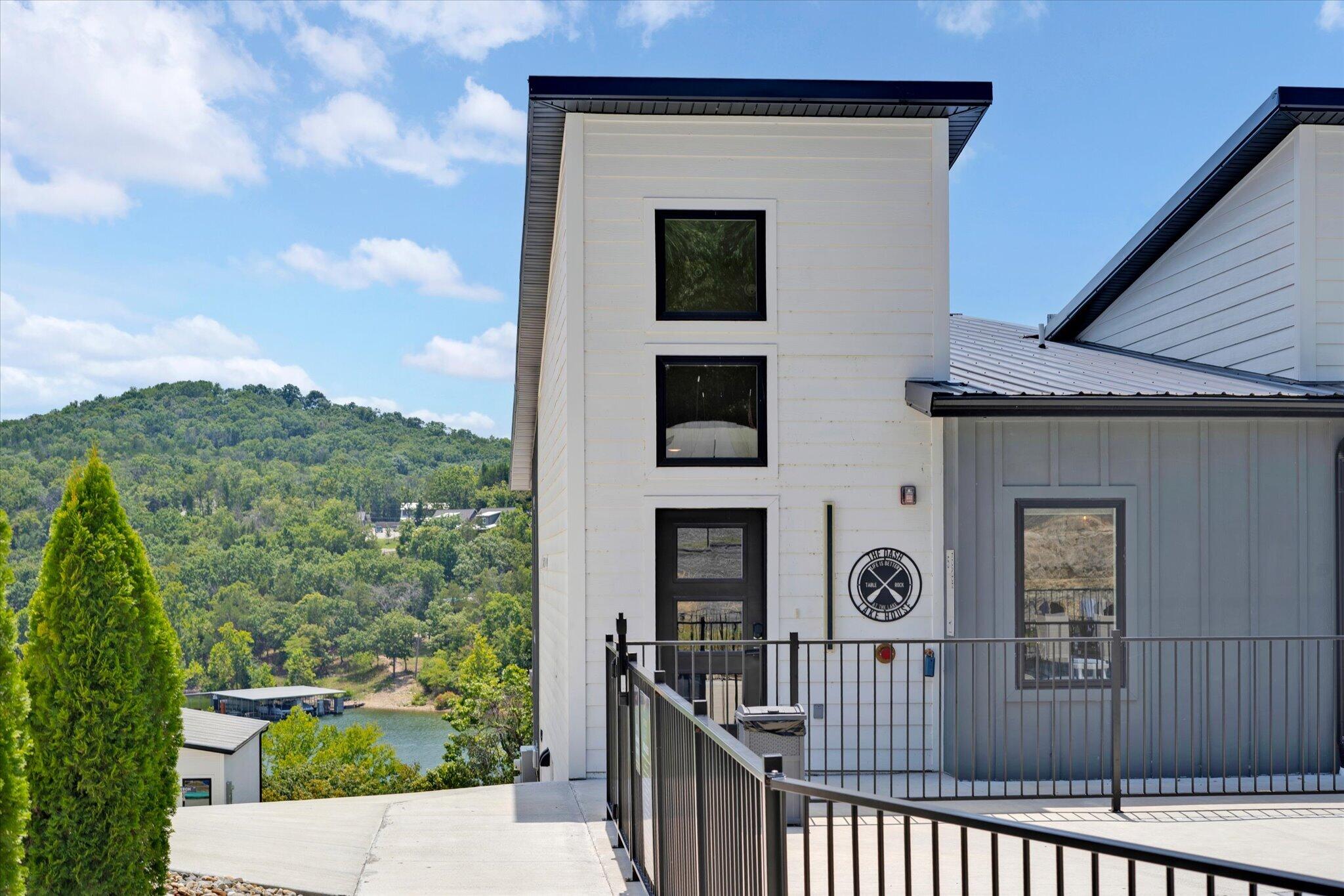 5 KOA Drive, Unit 21 Reeds Spring, MO 65737 - Photo 4 of 43 03-3
