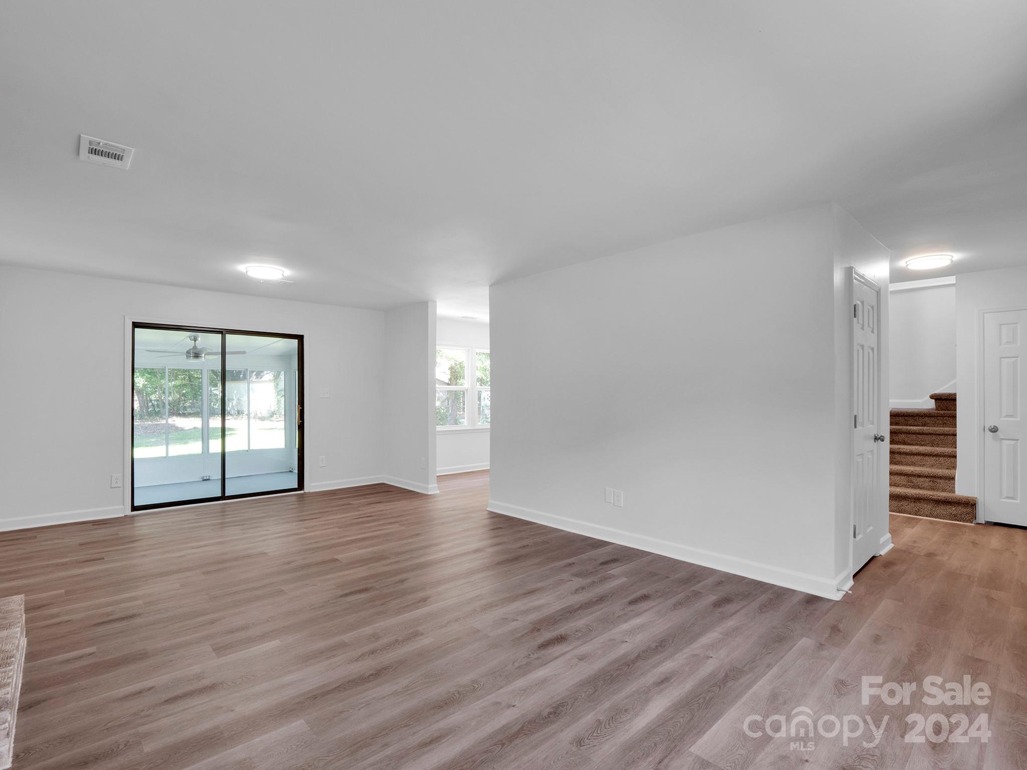 8500 Barncliff Road Charlotte, NC 28227 - Photo 10 of 25 Gallery Image 10