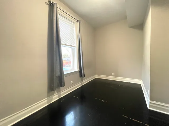 $1,450 | 1817 South 56th Court, Unit 1, Cicero, IL 60804