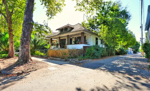 $449,888 | 1916 18th Street, Sacramento, CA 95811