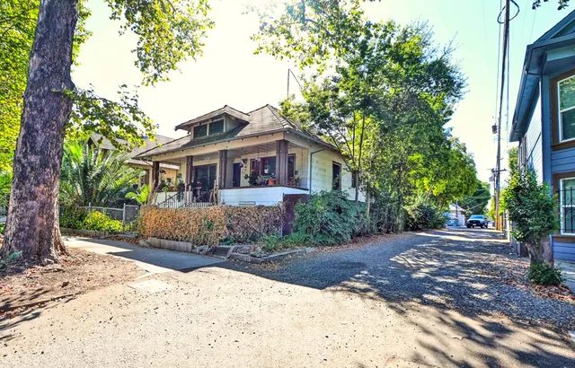 $449,888 | 1916 18th Street, Sacramento, CA 95811
