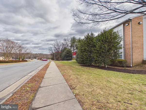 $239,999 | 3351 Yost Lane, Unit 102, Dumfries, VA 22026
