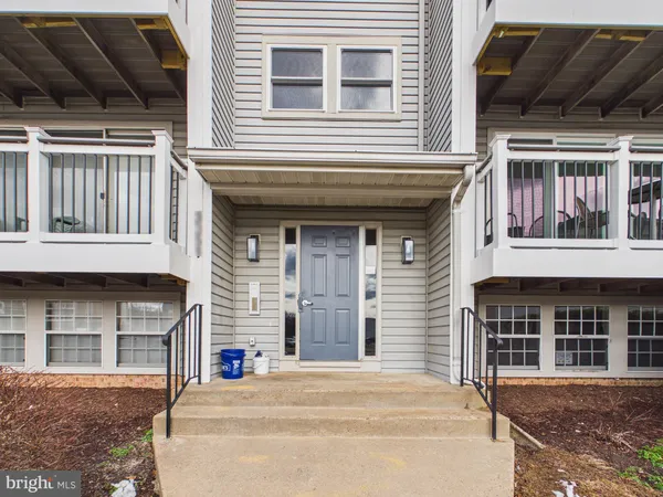 $239,999 | 3351 Yost Lane, Unit 102, Dumfries, VA 22026