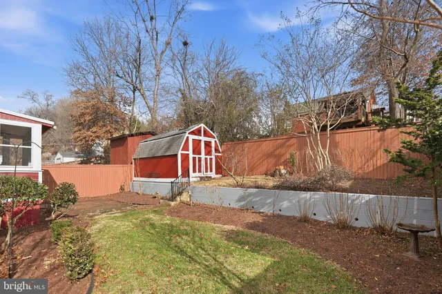 $699,900 | 2109 South Quebec Street, Arlington, VA 22204