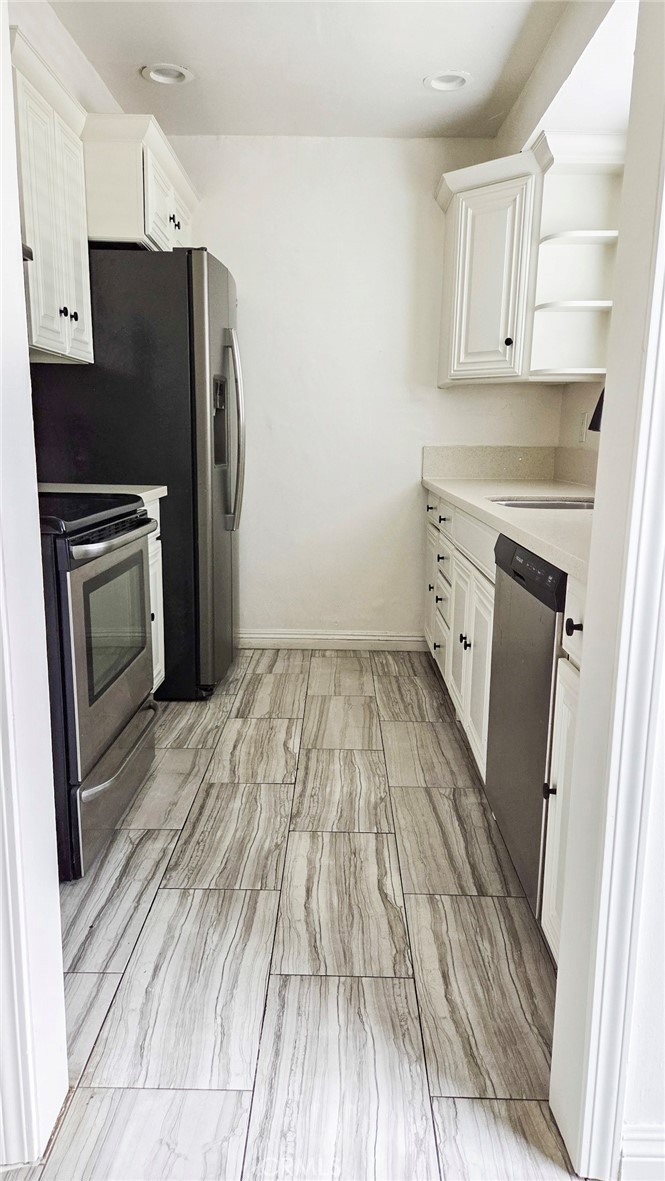 1107 West Memory Lane, Unit 15B Santa Ana, CA 92706 - Photo 10 of 19