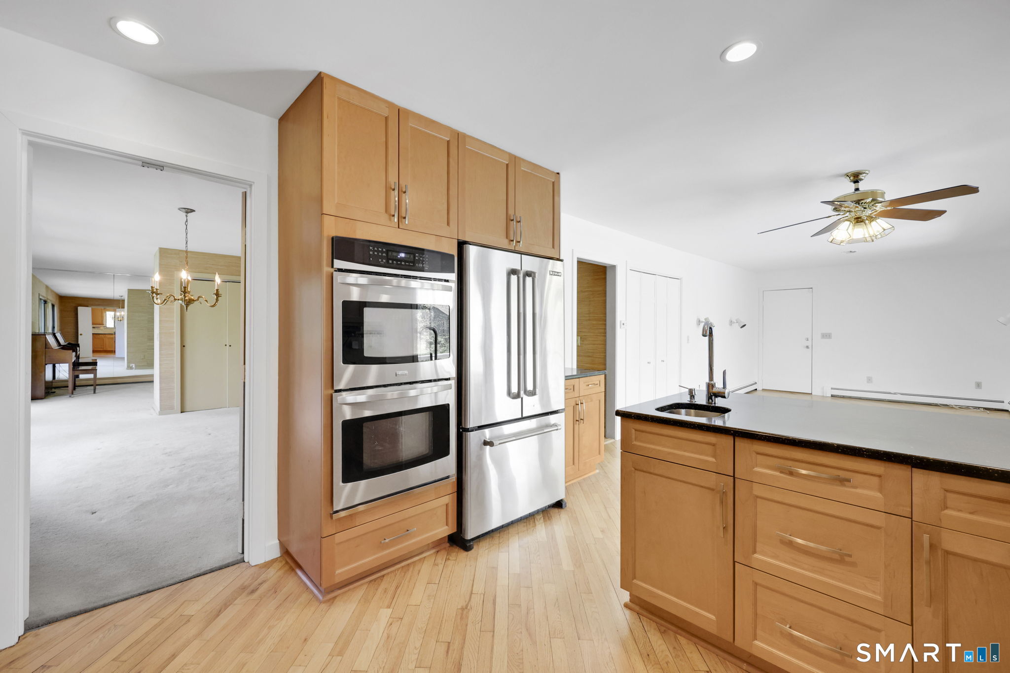 18 Ledgewood Road Redding, CT 06896 - Photo 13 of 38