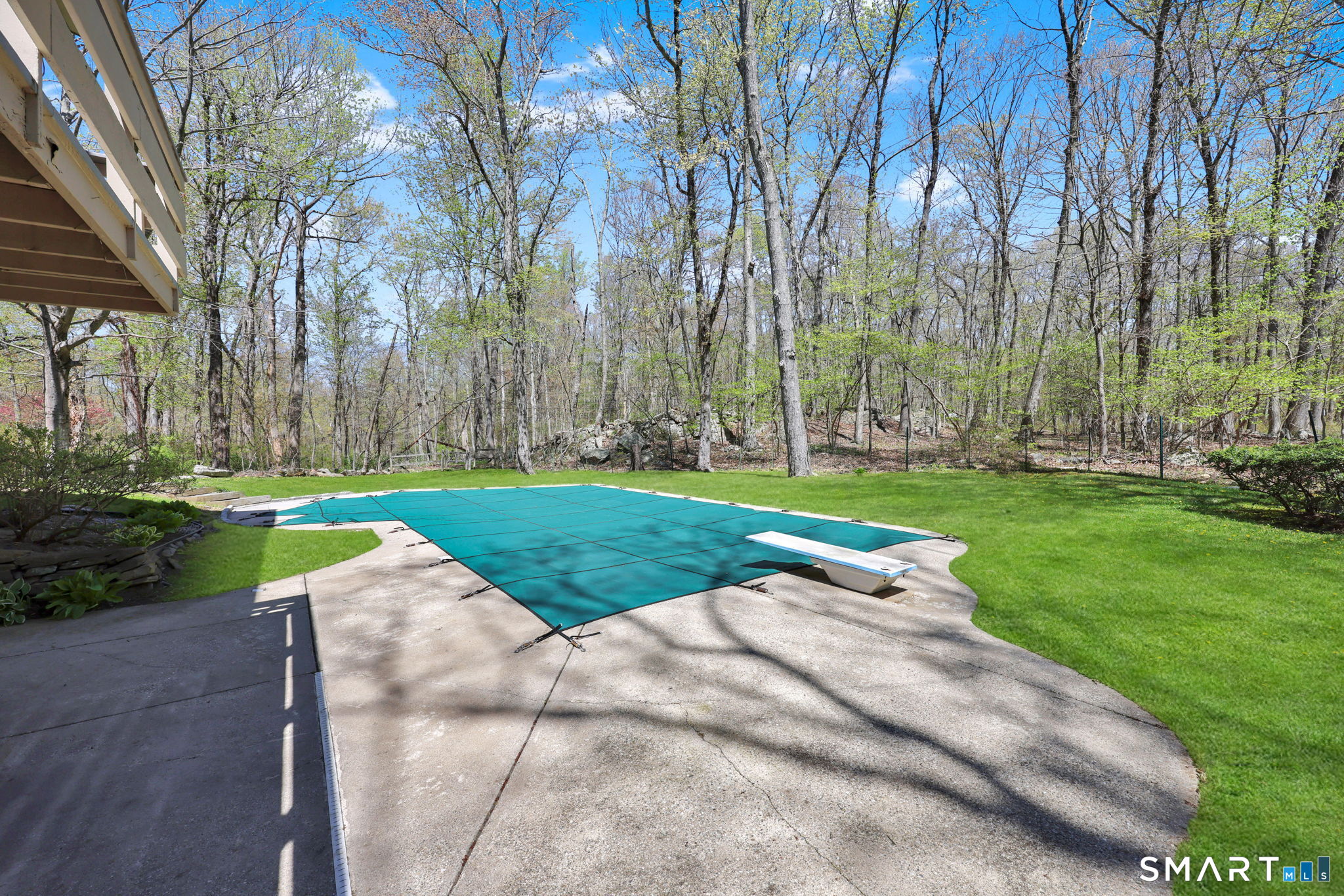 18 Ledgewood Road Redding, CT 06896 - Photo 35 of 38