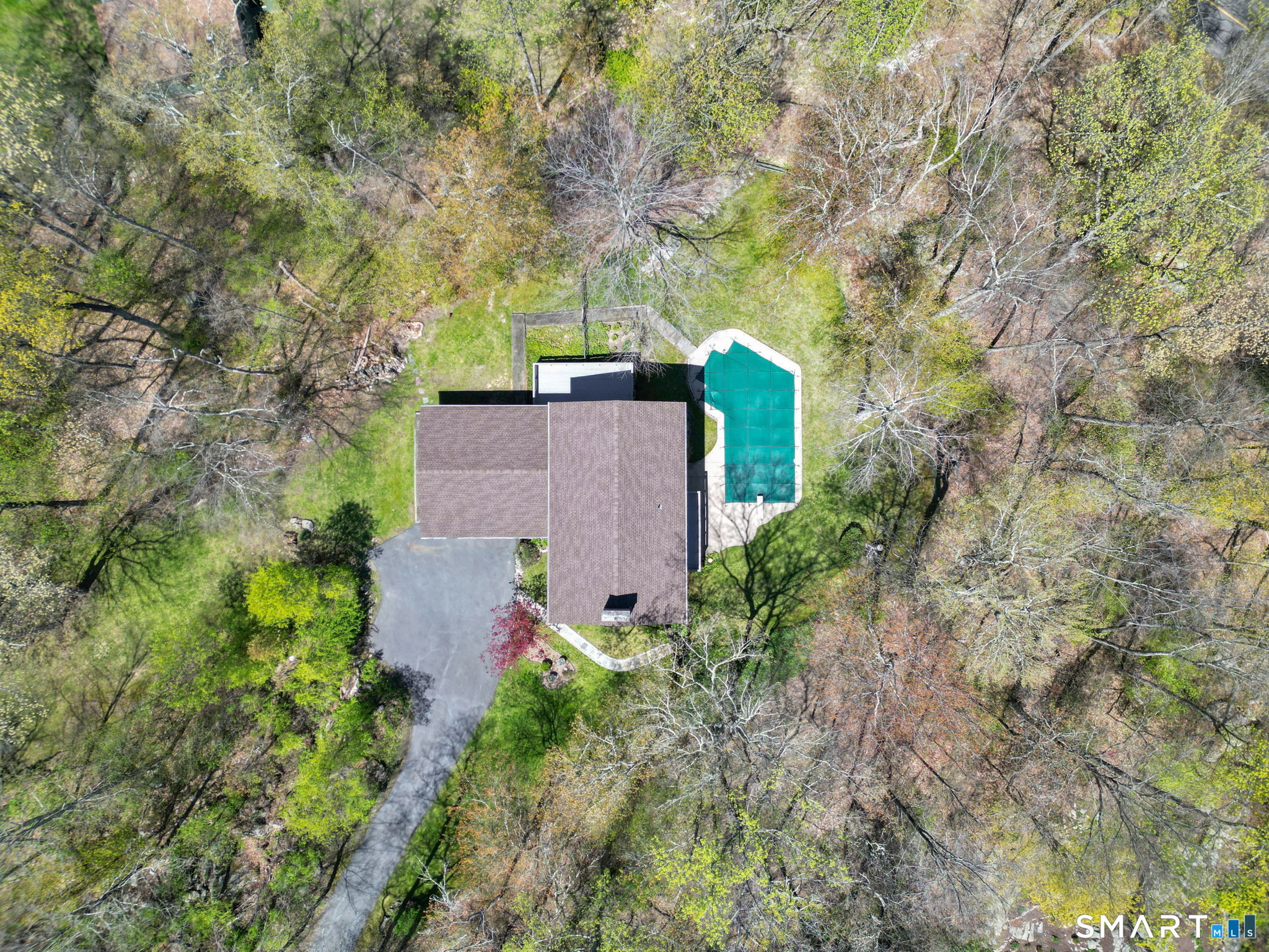 18 Ledgewood Road Redding, CT 06896 - Photo 36 of 38