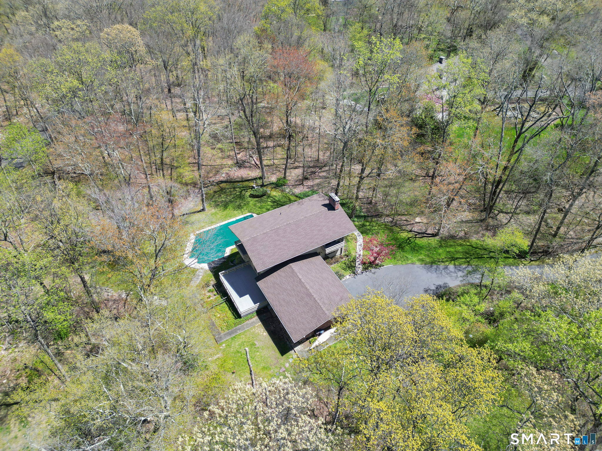 18 Ledgewood Road Redding, CT 06896 - Photo 37 of 38