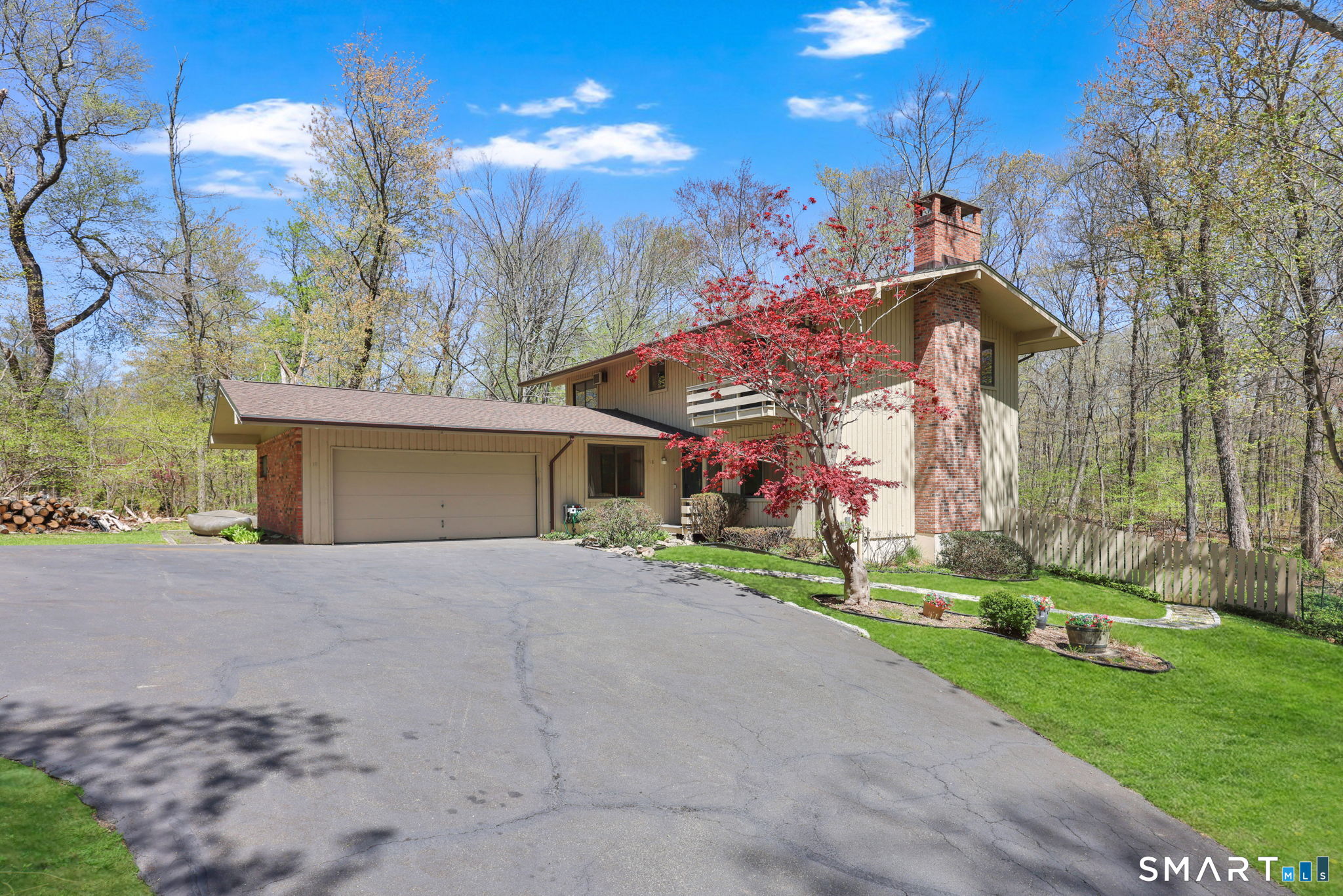 18 Ledgewood Road Redding, CT 06896 - Photo 5 of 38