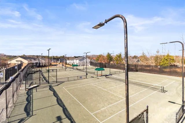 a picture of a city view