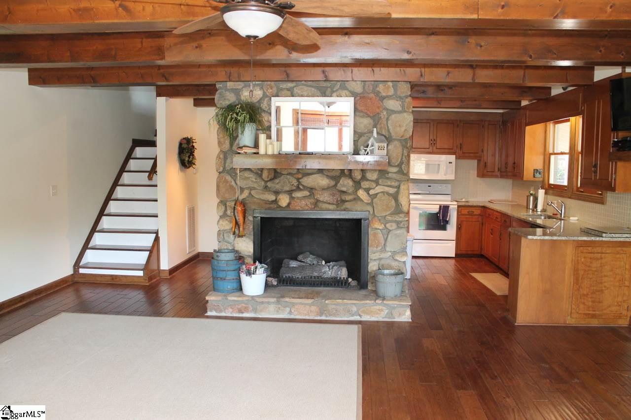 128 Point Lookout Road Townville, SC 29689 - Photo 17 of 36 Gallery Image 17