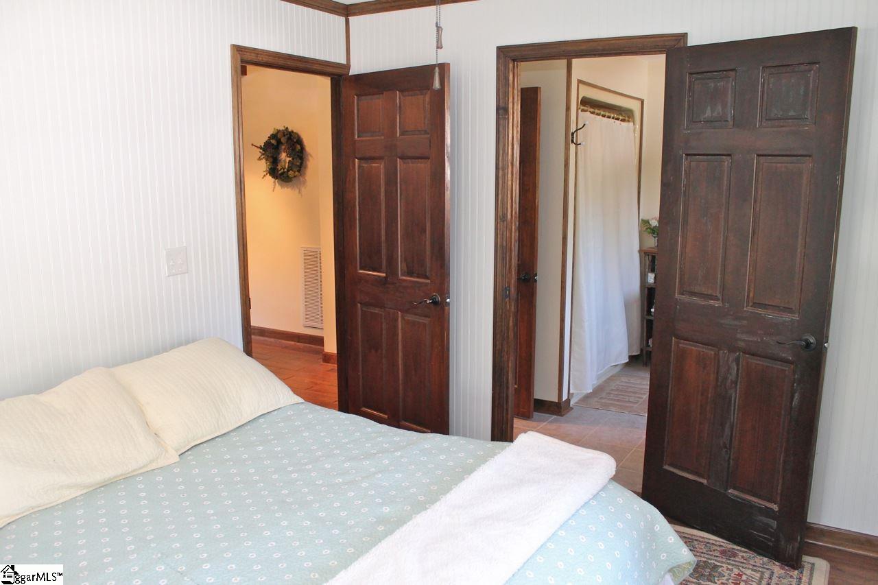 128 Point Lookout Road Townville, SC 29689 - Photo 23 of 36 Gallery Image 23