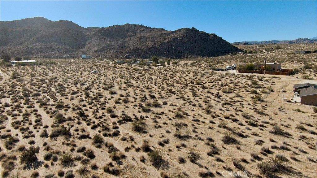 6883 Peterson Road Twentynine Palms, CA 92277 - Photo 2 of 13 a view of a dry yard