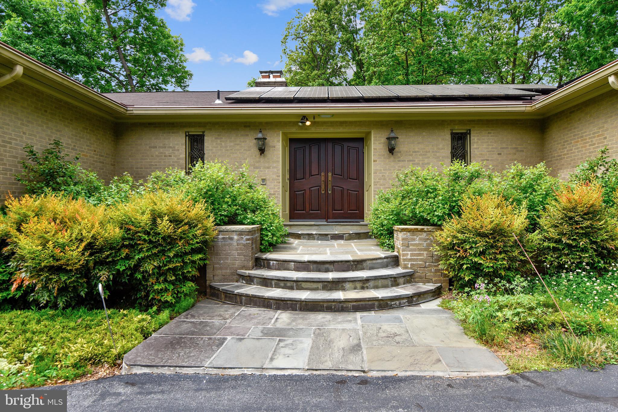 7200 Nevis Road Bethesda, MD 20817 - Photo 3 of 50 Impressive Flagstone Entry