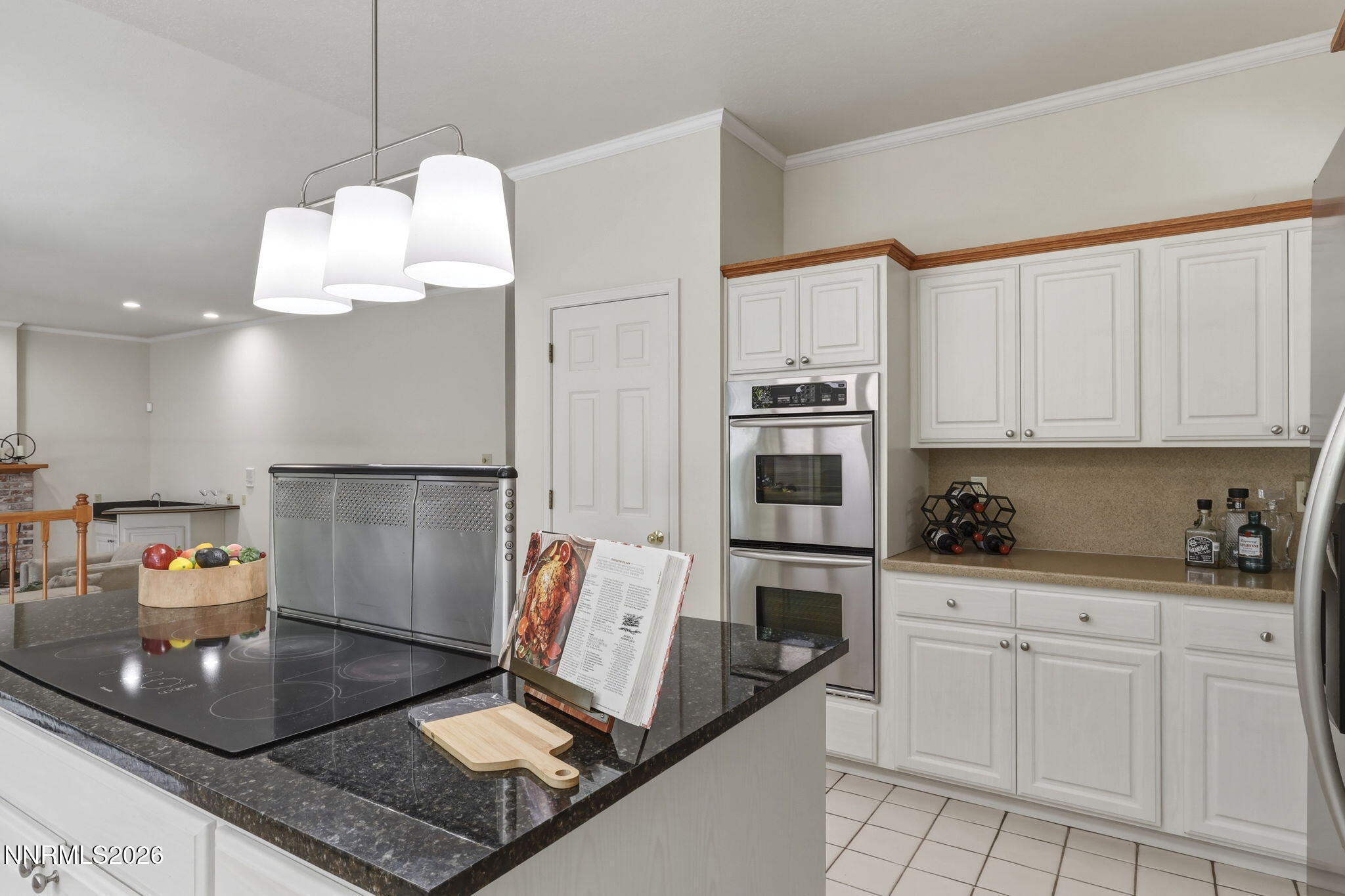 2295 Manzanita Lane Reno, NV 89509 - Photo 18 of 84 17-web-or-mls-IMG_9825_2cdd2721