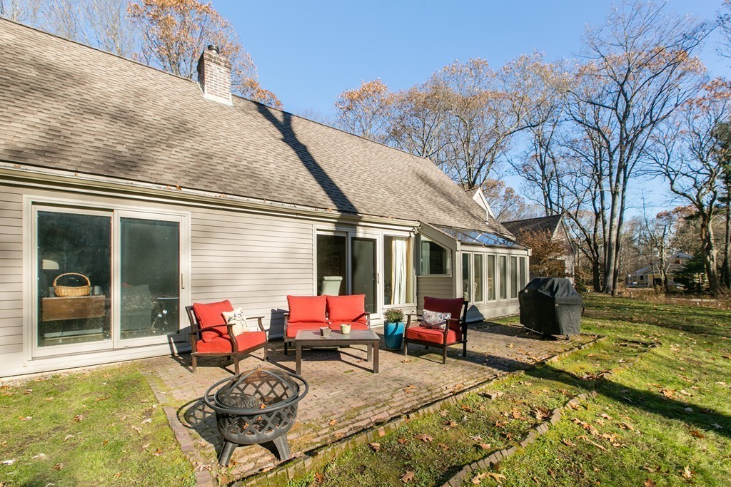 116 Estabrook Road Carlisle, MA 01741 - Photo 20 of 21 Gallery Image 20