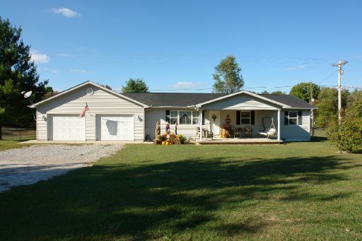 1112 West Creston Road Crossville, TN 38571 - Photo 1 of 1 Primary Photo