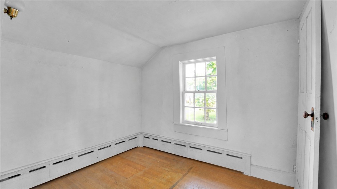 150 William Kidder Road Lancaster, NY 14086 - Photo 27 of 39 A clean perspective of the 8' x 9' Office/Sewing R