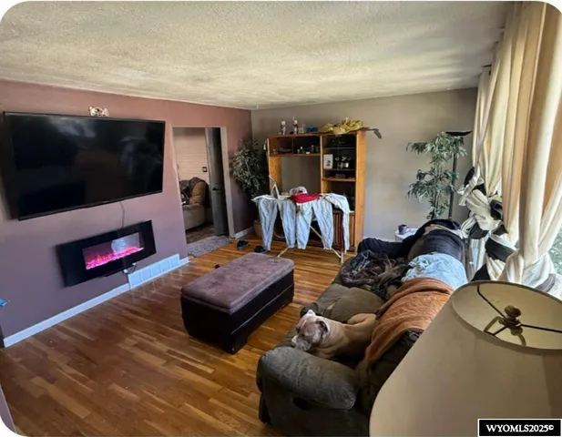 $295,000 | 1421 Ivy Lane, Casper, WY 82609
