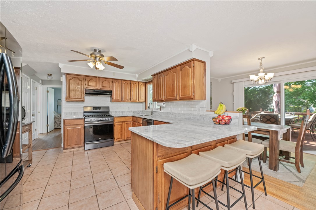 1178 State Road Webster, NY 14580 - Photo 4 of 33