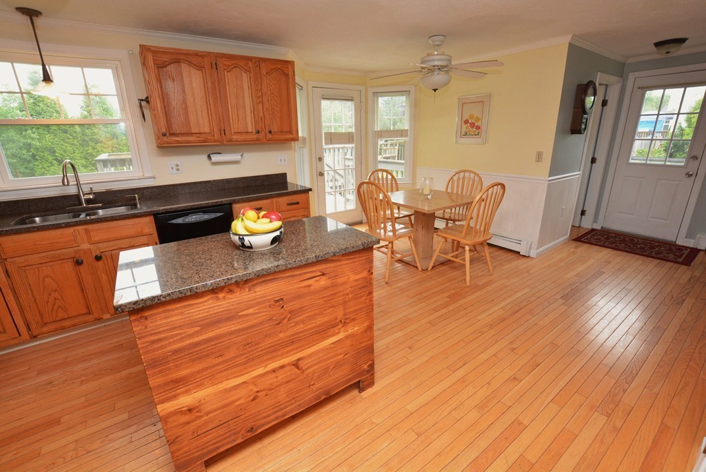 28 Vincent Road Attleboro, MA 02703 - Photo 3 of 29 Gallery Image 3