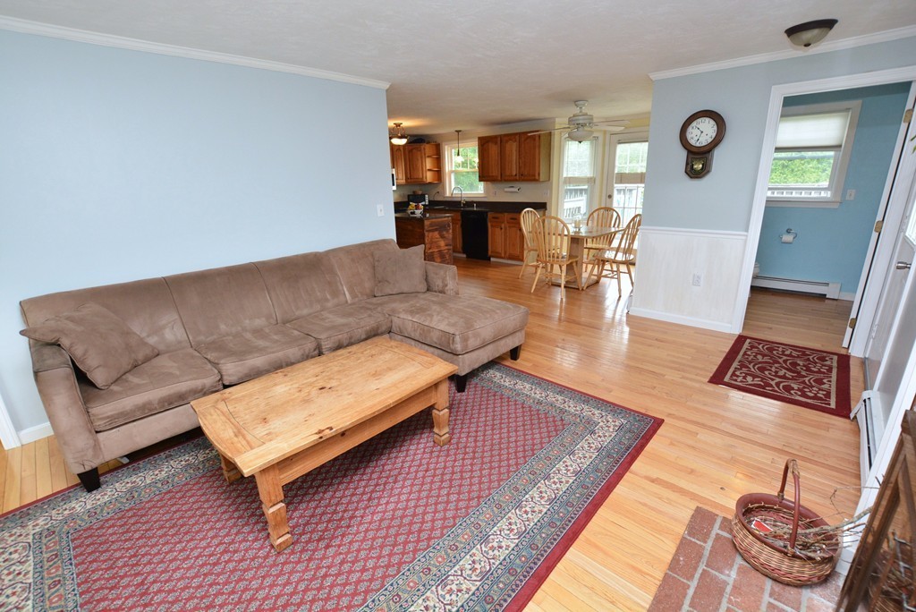 28 Vincent Road Attleboro, MA 02703 - Photo 10 of 29 Gallery Image 10