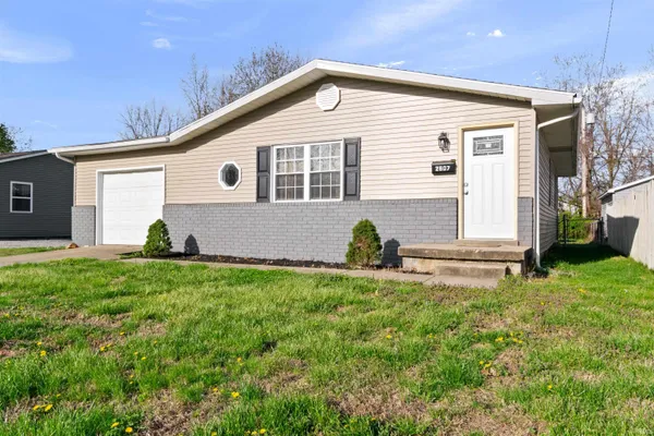 $159,000 | 2607 Hawthorne Avenue, Evansville, IN 47714