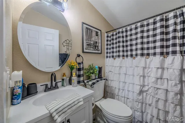 $189,900 | 23522 County Road 5-800M, Lebanon, MO 65536