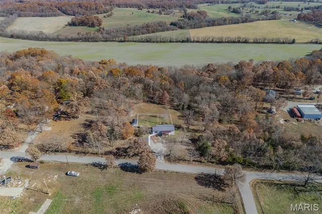 $189,900 | 23522 County Road 5-800M, Lebanon, MO 65536