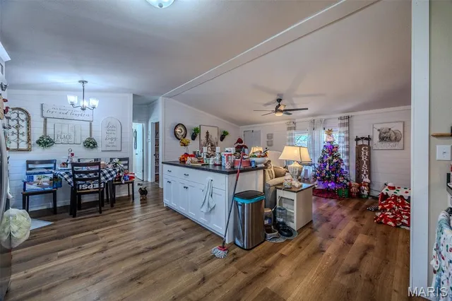 $189,900 | 23522 County Road 5-800M, Lebanon, MO 65536