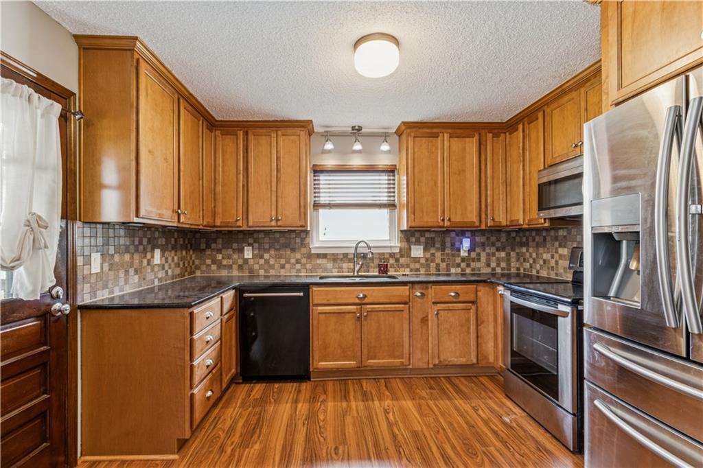 14406 West 65th Terrace Shawnee, KS 66216 - Photo 10 of 31