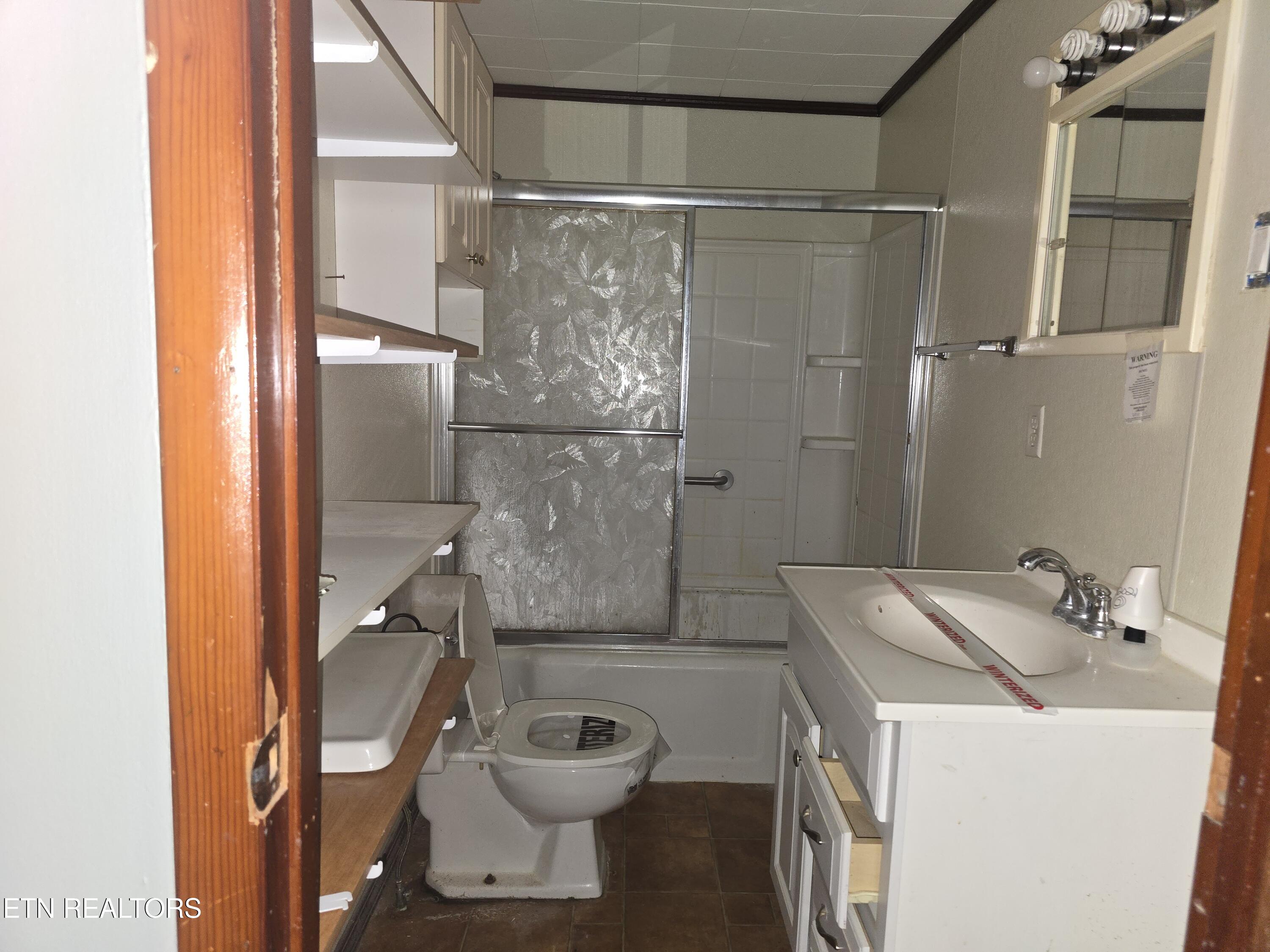 404 Cedar Fork Road Tazewell, TN 37879 - Photo 22 of 24 20250805_191633