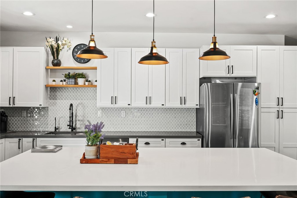 4941 Catamaran Street Oxnard, CA 93035 - Photo 18 of 72 Unit B kitchen island 2