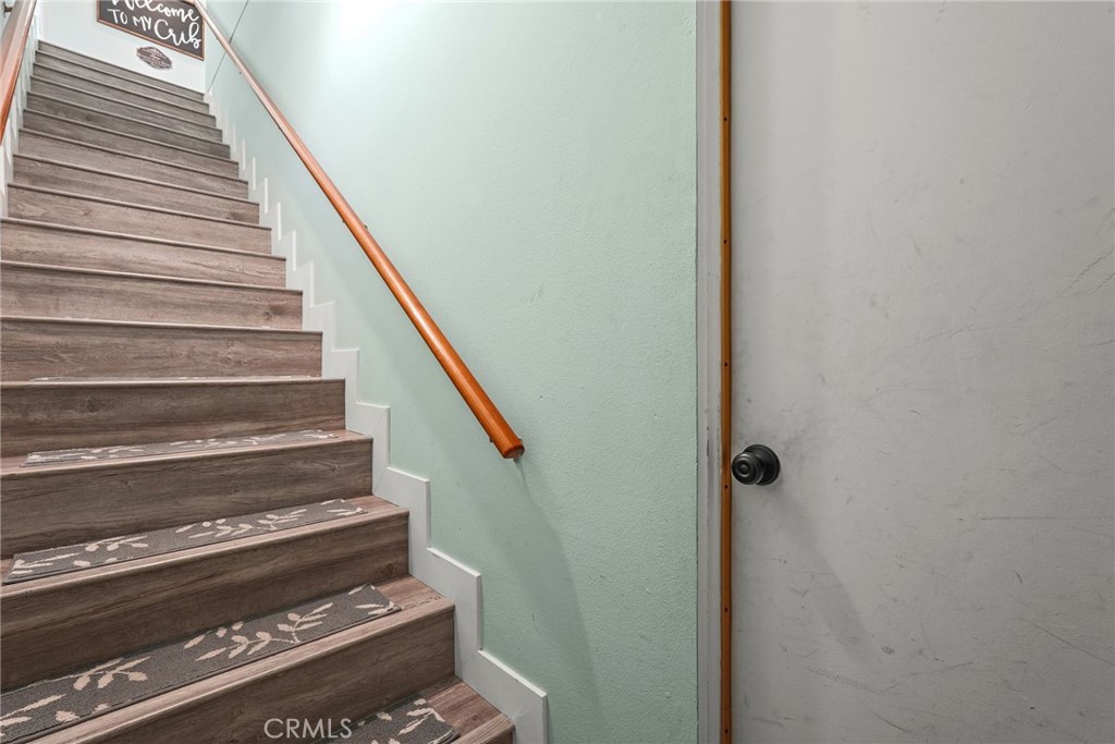 4941 Catamaran Street Oxnard, CA 93035 - Photo 57 of 72 Unit A stairway