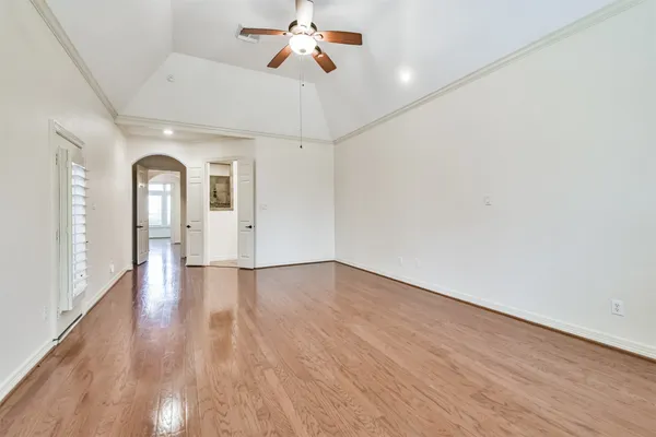 $5,500 | 2 Sagestone, Conroe, TX 77304