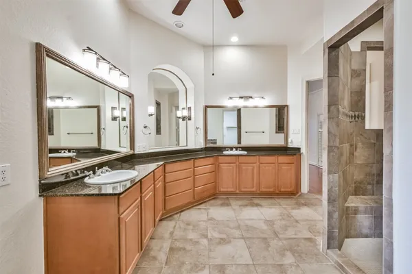 $5,500 | 2 Sagestone, Conroe, TX 77304