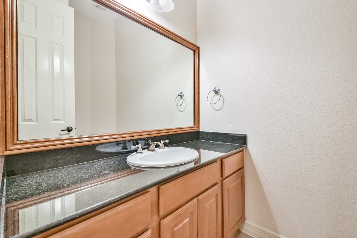 2 Sagestone Conroe, TX 77304 - Photo 32 of 50