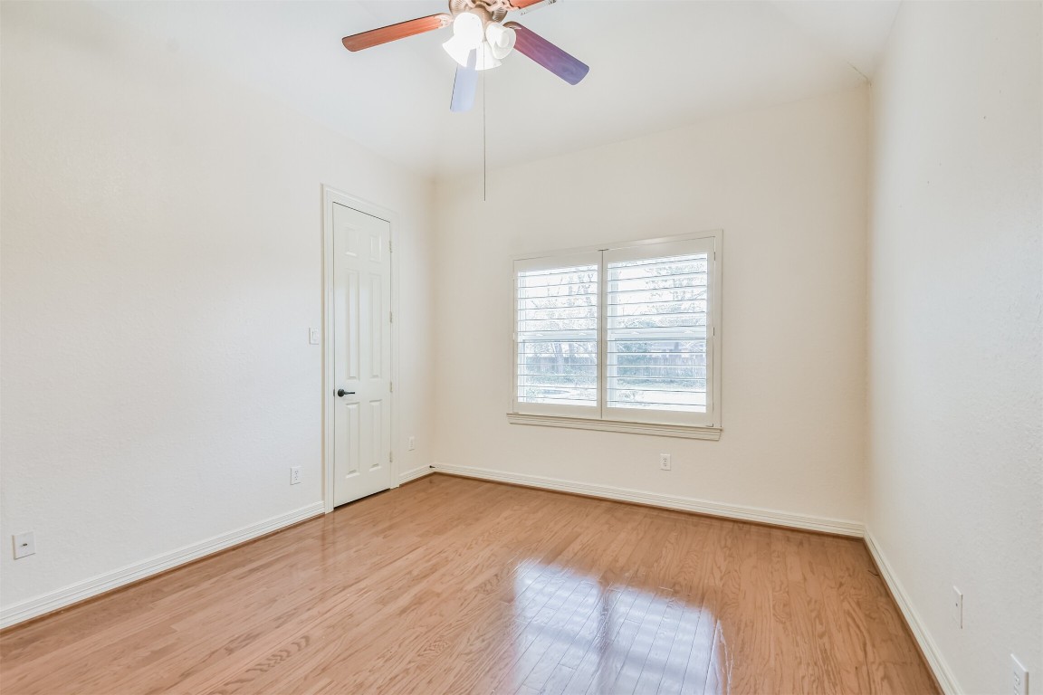 2 Sagestone Conroe, TX 77304 - Photo 33 of 50