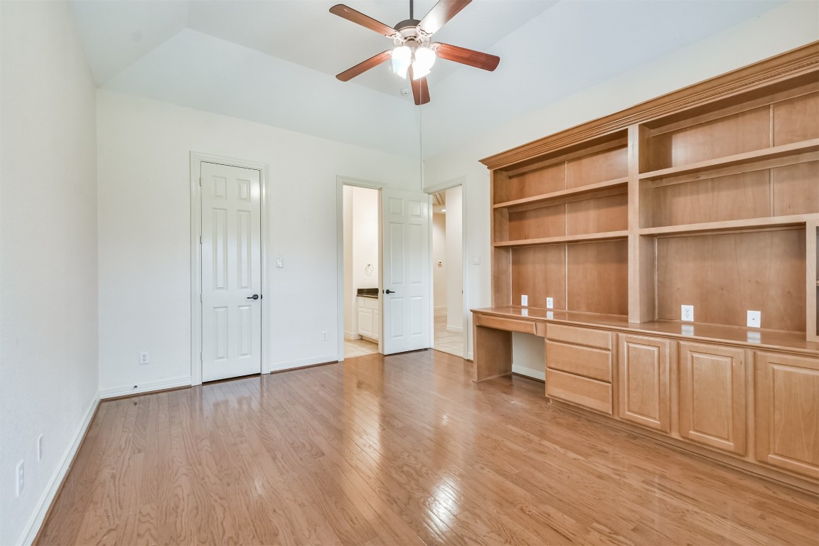 2 Sagestone Conroe, TX 77304 - Photo 36 of 50