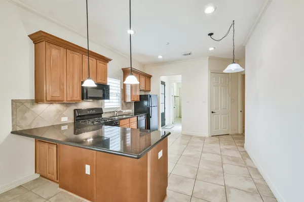 $5,500 | 2 Sagestone, Conroe, TX 77304