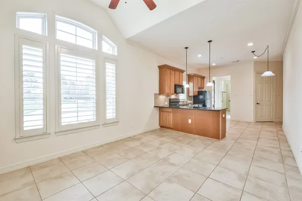 $5,250 | 2 Sagestone, Conroe, TX 77304