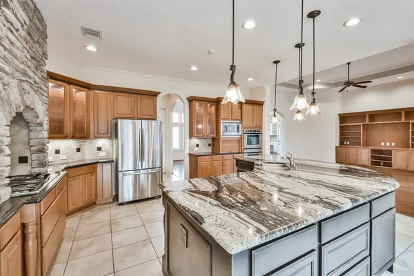 $5,500 | 2 Sagestone, Conroe, TX 77304