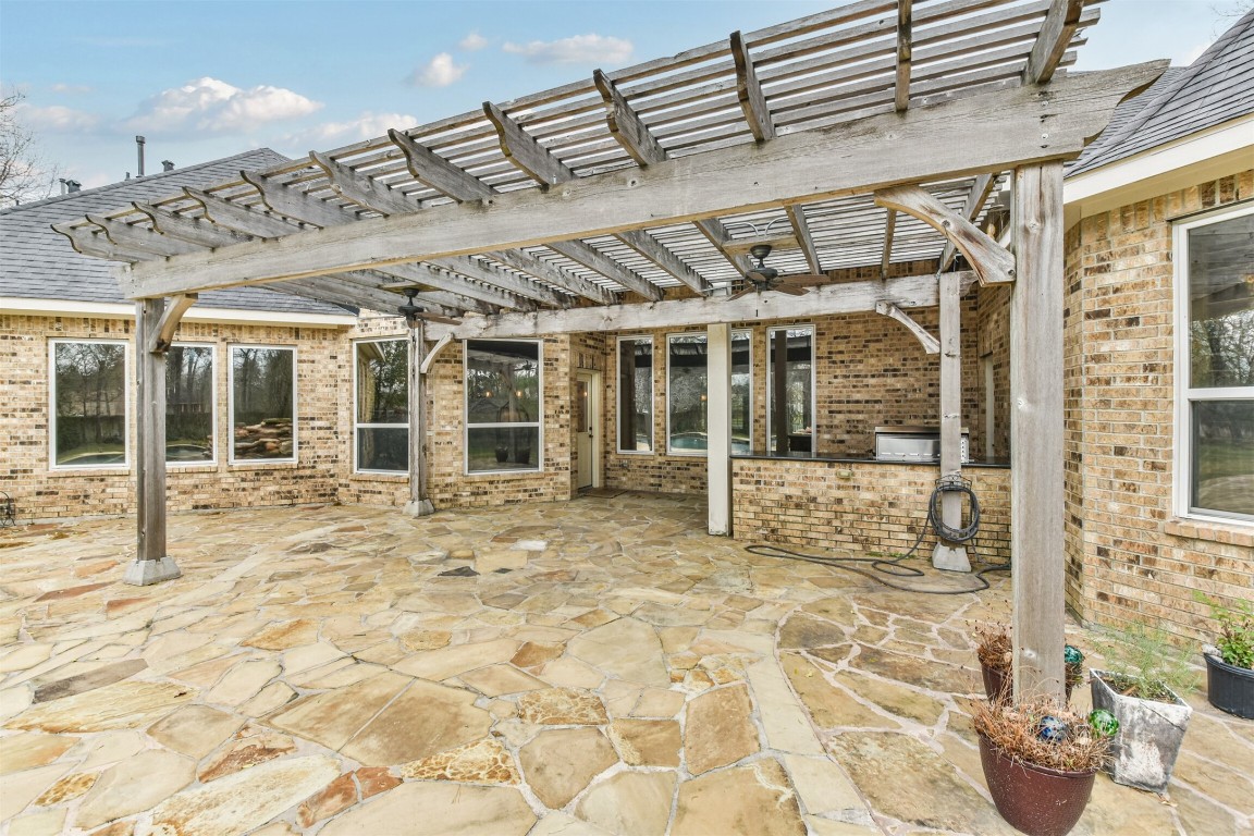 2 Sagestone Conroe, TX 77304 - Photo 45 of 50