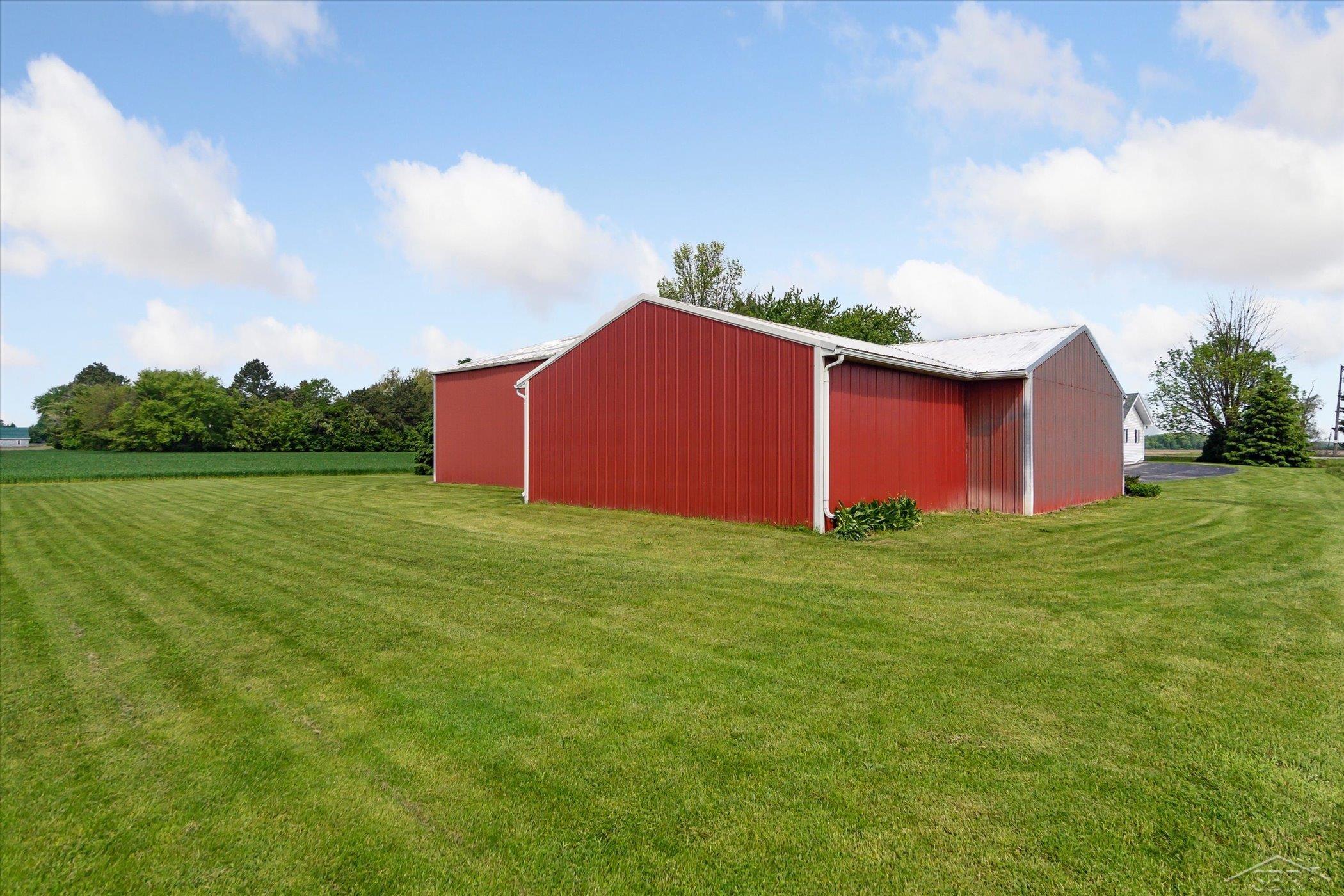 6490 King Road Bridgeport, MI 48722 - Photo 41 of 54