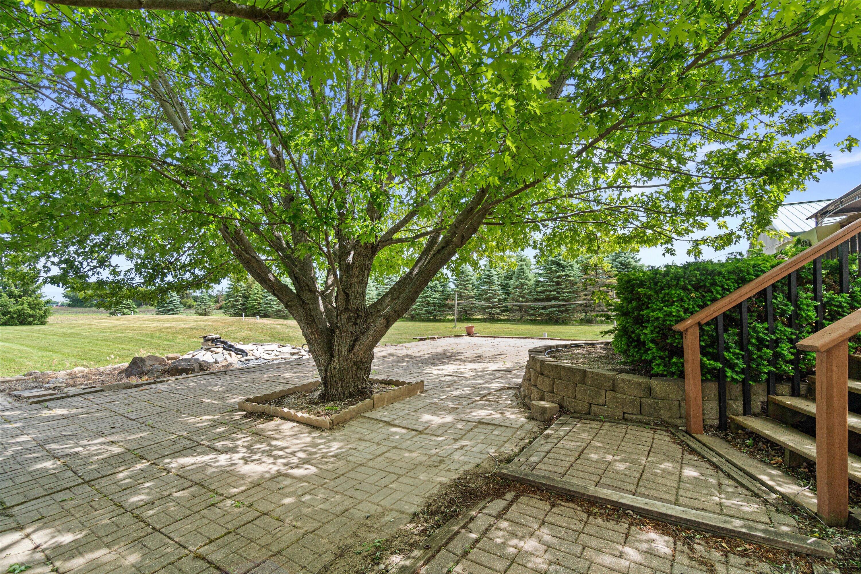 22302 Church Road Dover, WI 53139 - Photo 51 of 80 Patio