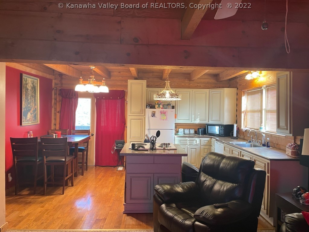 188 Golden Drive Ripley, WV 25271 - Photo 4 of 13 Gallery Image 4